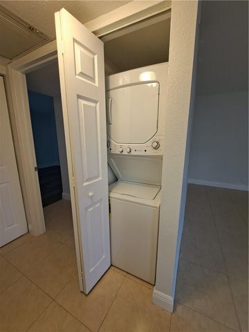 9838 Nob Hill Court 9838, Sunrise, FL 33351