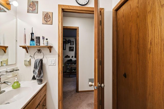 649 Concord Drive, Chaska, MN 55318