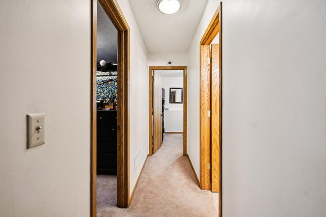 649 Concord Drive, Chaska, MN 55318