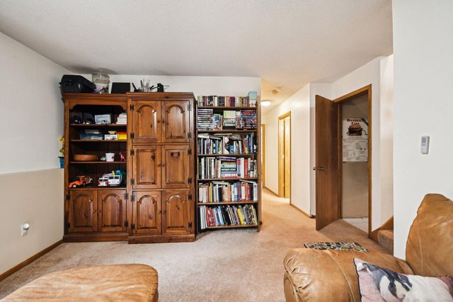 649 Concord Drive, Chaska, MN 55318