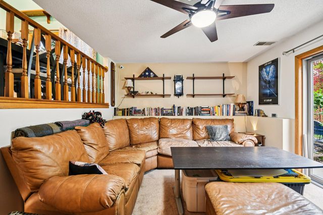 649 Concord Drive, Chaska, MN 55318