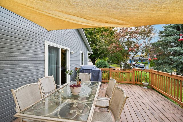 649 Concord Drive, Chaska, MN 55318