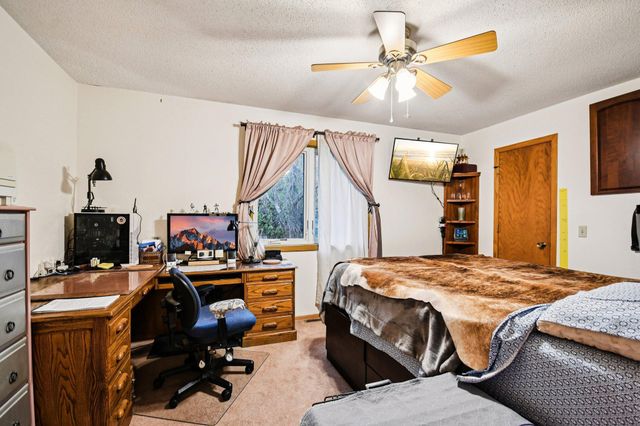 649 Concord Drive, Chaska, MN 55318