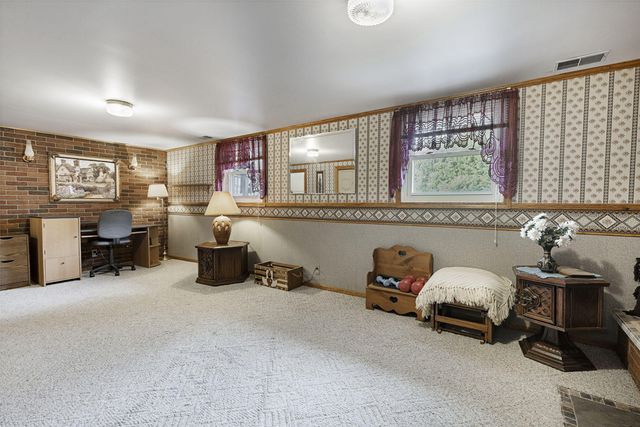 6561 W Johnson Road, La Porte, IN 46350