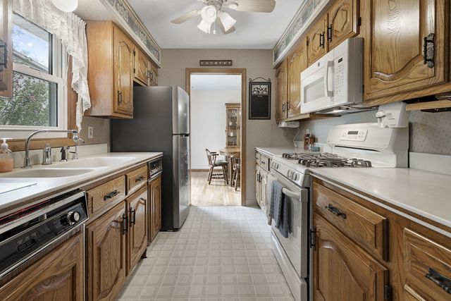 6561 W Johnson Road, La Porte, IN 46350