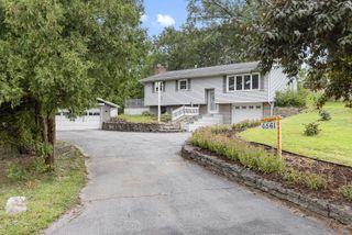 6561 W Johnson Road, La Porte, IN 46350