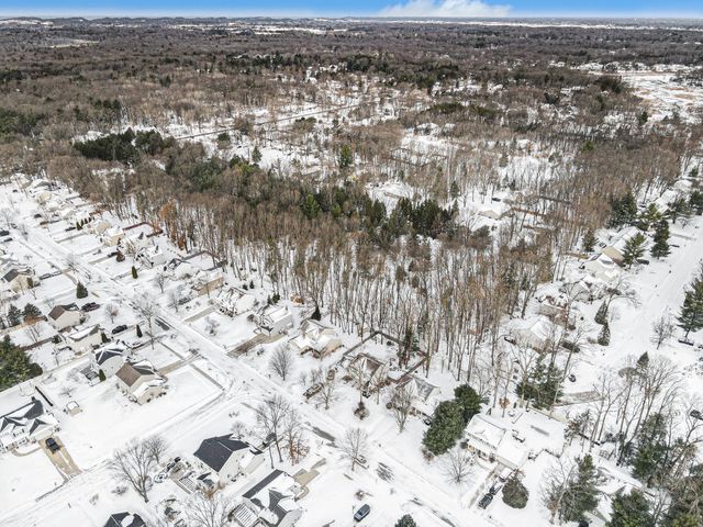 15102 Steve's Drive, Grand Haven Twp, MI 49417