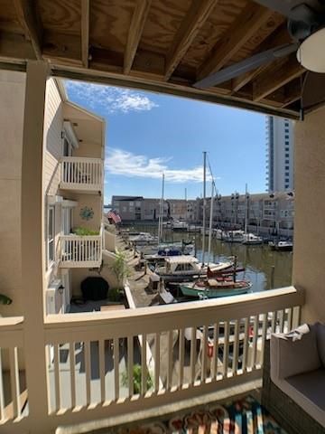 4747 Nasa Parkway 201, Seabrook, TX 77586