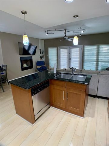 4747 Nasa Parkway 201, Seabrook, TX 77586