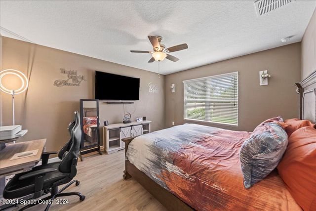 319 Moray Drive SW, Palm Bay, FL 32908