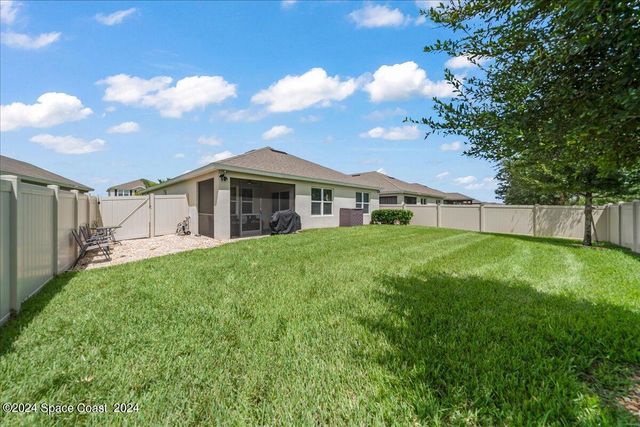 319 Moray Drive SW, Palm Bay, FL 32908