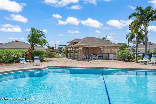 319 Moray Drive SW, Palm Bay, FL 32908