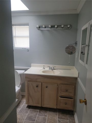 1457 14th St, Corpus Christi, TX 78404