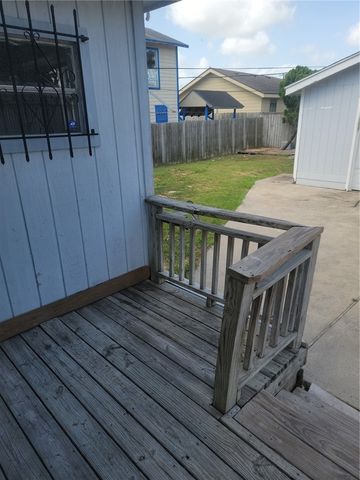 1457 14th St, Corpus Christi, TX 78404