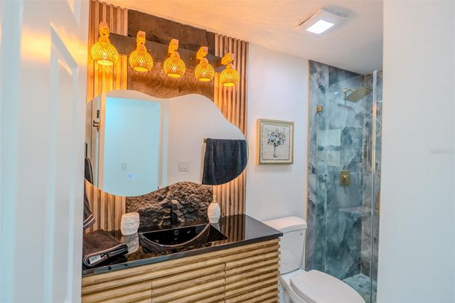 9407 N 12TH STREET, Tampa, FL 33612