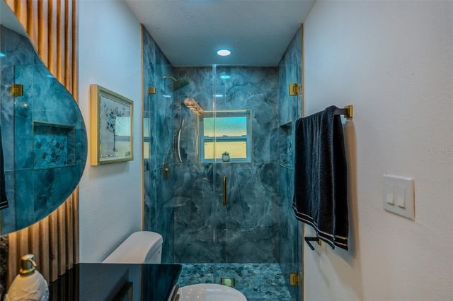 9407 N 12TH STREET, Tampa, FL 33612