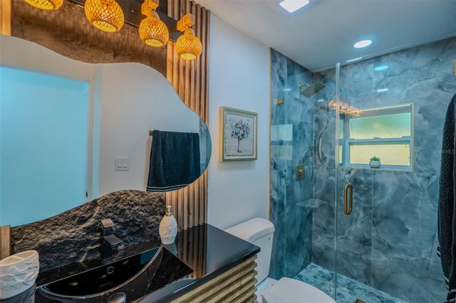 9407 N 12TH STREET, Tampa, FL 33612