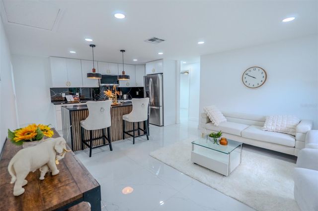 9407 N 12TH STREET, Tampa, FL 33612