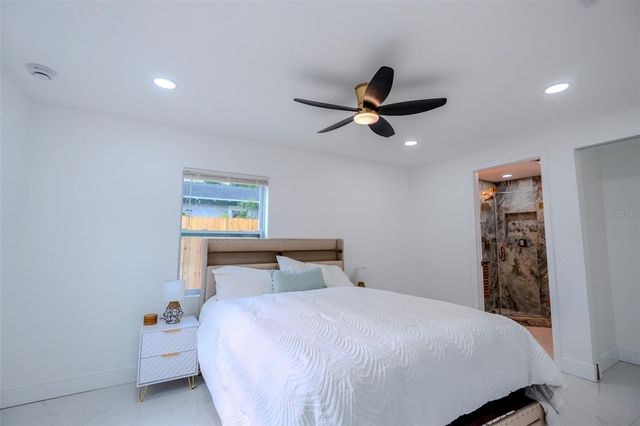 9407 N 12TH STREET, Tampa, FL 33612