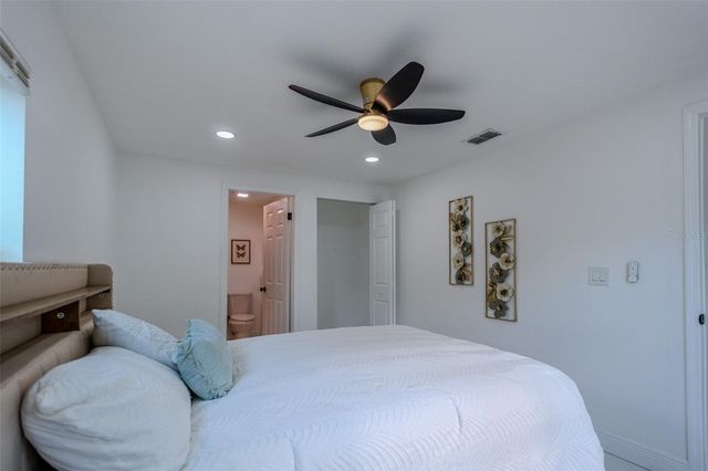 9407 N 12TH STREET, Tampa, FL 33612