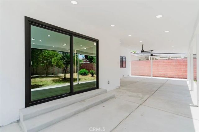7039 Wortser Avenue, North Hollywood, CA 91605
