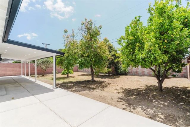 7039 Wortser Avenue, North Hollywood, CA 91605