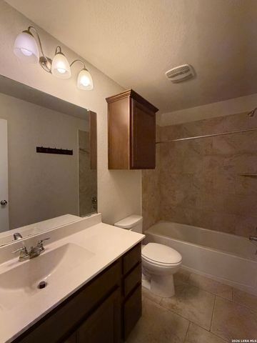 365 ORION DR, New Braunfels, TX 78130