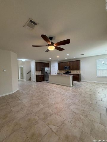 365 ORION DR, New Braunfels, TX 78130