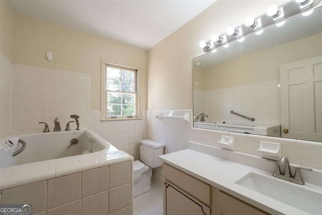 3648 Calumet Road, Decatur, GA 30034