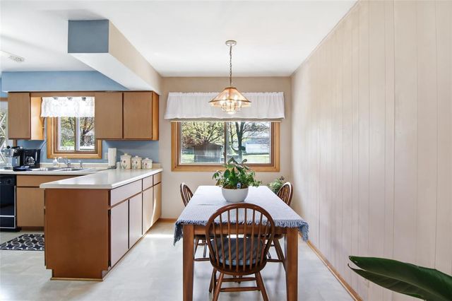 3147 Leslie Lane, Eau Claire, WI 54703
