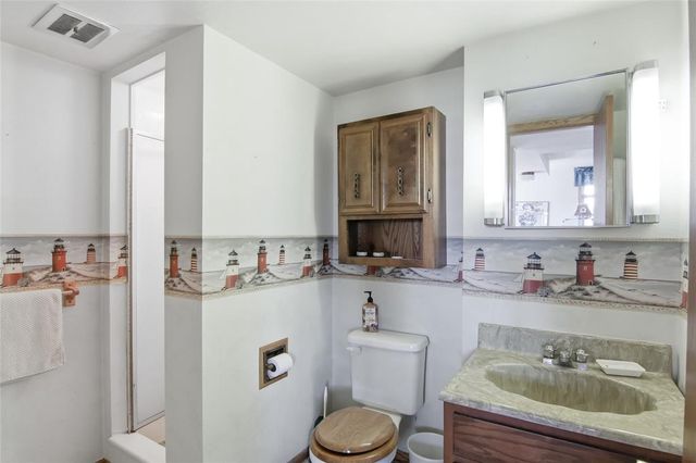 3147 Leslie Lane, Eau Claire, WI 54703