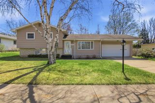 3147 Leslie Lane, Eau Claire, WI 54703