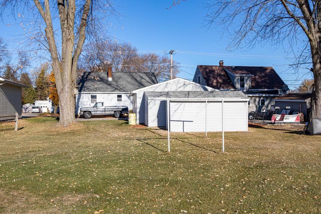 871 PLANK ROAD, Menasha, WI 54952