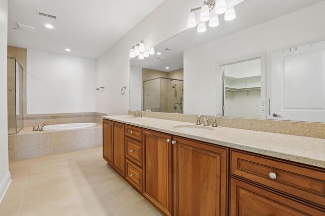 3175 Tremont Road, 504, Columbus, OH 43221