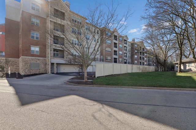 3175 Tremont Road, 504, Columbus, OH 43221