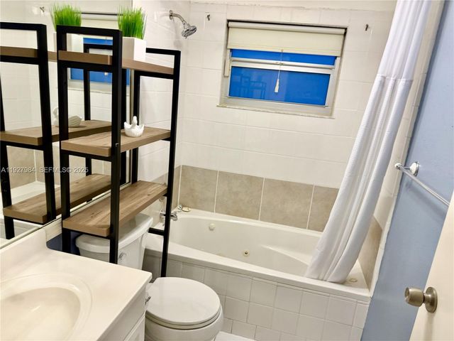 293 Seville M 293, Delray Beach, FL 33446