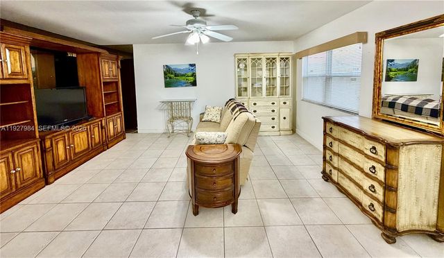 293 Seville M 293, Delray Beach, FL 33446