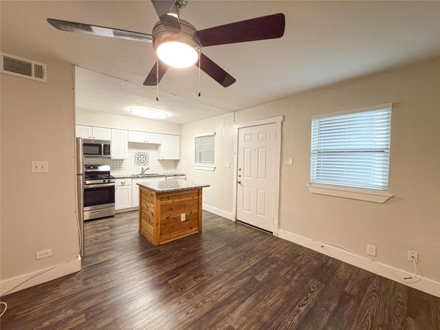 5928 Fletcher Avenue 2, Fort Worth, TX 76107