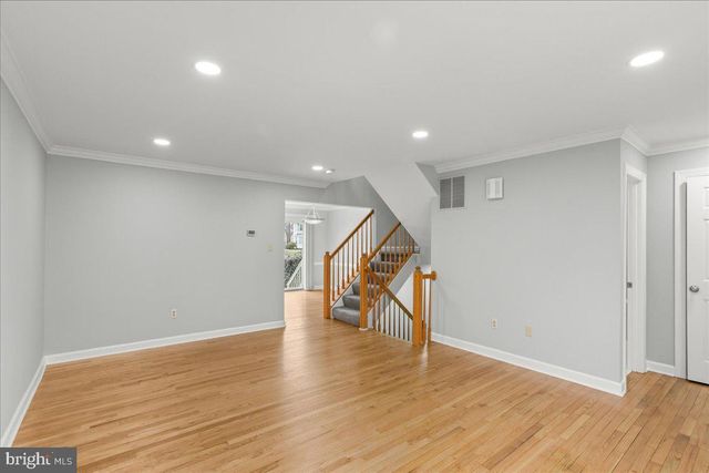 9532 SHEPHERD HILLS DR, Lorton, VA 22079