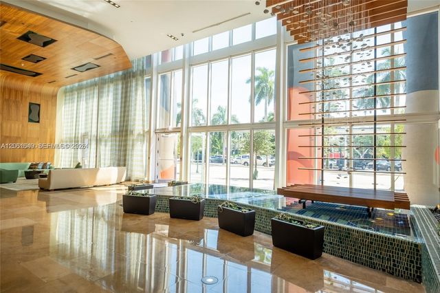50 Biscayne Blvd 508, Miami, FL 33132