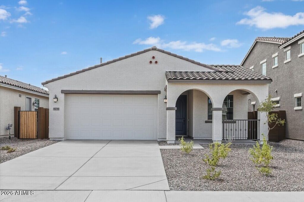 8739 W PASADENA Avenue, Glendale, AZ 85305 — exterior