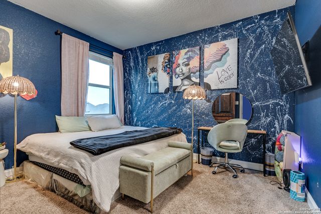 2114 Derussy, San Antonio, TX 78253