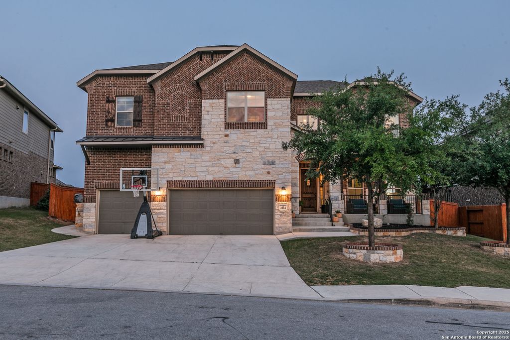 2114 Derussy, San Antonio, TX 78253