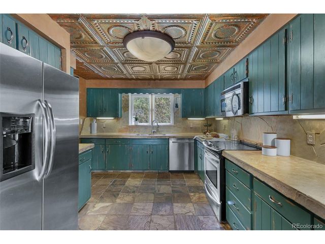 746 Riverside Dr, Lyons, CO 80540