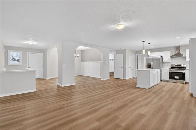 10555 68th Street, Alto, MI 49302