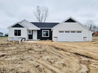10555 68th Street, Alto, MI 49302