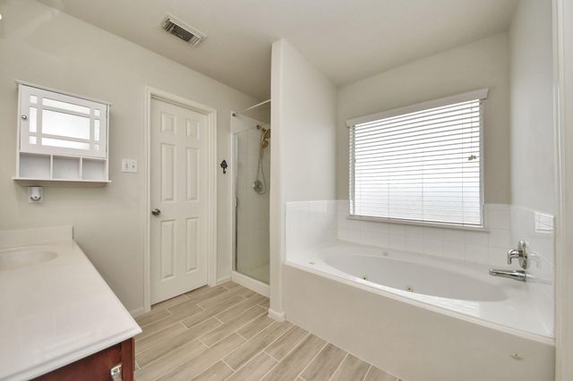 21710 Oriole Trail, Humble, TX 77338