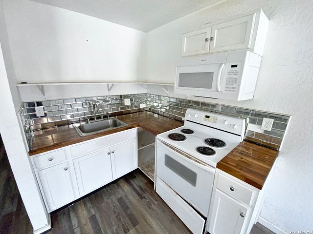 206 Plainview, San Antonio, TX 78228