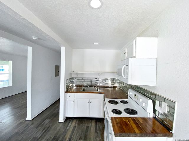 206 Plainview, San Antonio, TX 78228