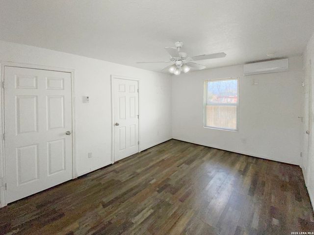 206 Plainview, San Antonio, TX 78228